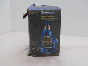 Hydraulic bottle jack