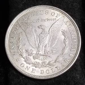 1921 MORGAN SILVER DOLLAR UNC