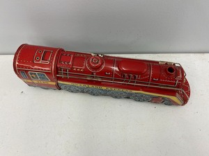 lot 38 image: Modern Toys Tin Overland Express Train