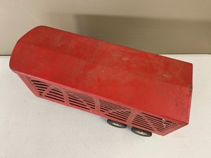 lot 111 image: Collection of Vintage Toys, Games & Books