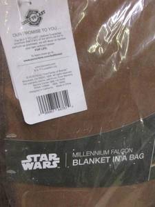 lot 57 image: Star Wars Millennium Falcon Blanket