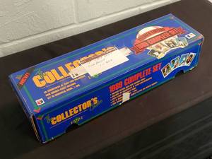 lot 1 image: 1989 Upper Deck Baseball Card Set,  Open Box Item 