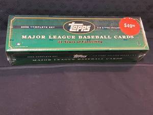 lot 4 image: 2002 Topps Baseball Card Factory Sealed Set