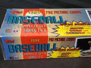 lot 7 image: 1994 Topps Baseball Card Factory Sealed Set.
