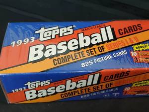 lot 14 image: 1993 Topps Baseball Card Factory Sealed Set
