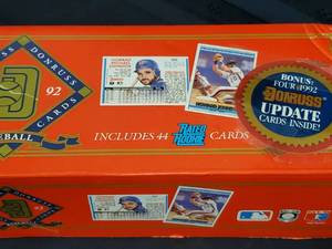 lot 57 image: 1992 Donruss Baseball Card Factory Set
