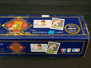 lot 58 image: 1992 Donruss Baseball Card Factory Set