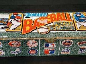 lot 60 image: 1990 Donruss Baseball Card Factory Set