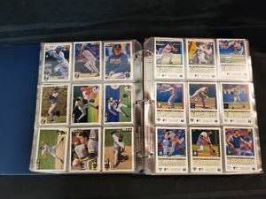 lot 68 image: Misc Baseball Card Collection from 1994 Upper Deck
