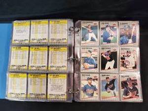 lot 69 image: Assorted Twins Baseball Cards Collection Album