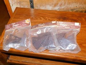 lot 192 image: 3 New Raingo Wedgies Bracket Spacers