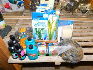 lot 139 image: New Aquarium Supplies