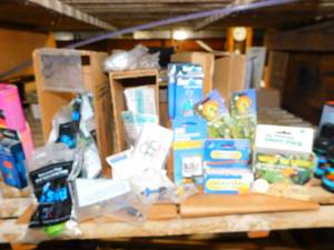 lot 136 image: New Aquarium Supplies