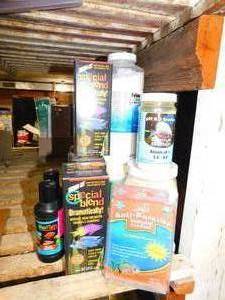 lot 135 image: Aquarium Supplies for Fish