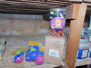 lot 11 image: New Cat Toys