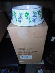 lot 23 image: 24 New Cat Bowls