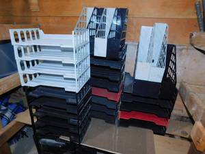 lot 46 image: Assortment of Office Supplies