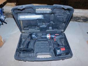lot 47 image: Die Hard DrillDriverBattery in Case