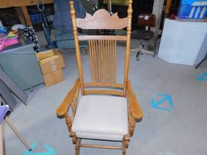 lot 96 image: Vintage Wood Rocker with Cushioned Seat