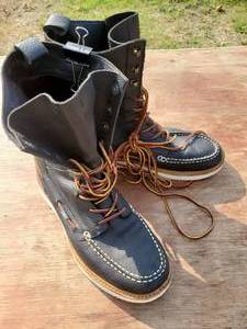 lot 32 image: Veal Mens Boots (Size 10)