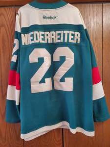 lot 50 image: Minnesota Wild Official Jersey (Niederreitter)