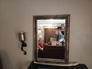 lot 4 image: Large Decorative Mirror and Matching Wall Sconce