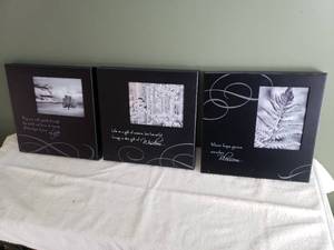lot 28 image: 3 Piece Inspirational Wall Dcor