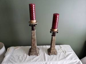 lot 32 image: Decorative Pillar Candle Holders