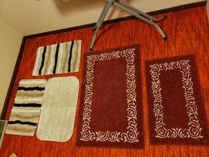 lot 51 image: 5 Rugs