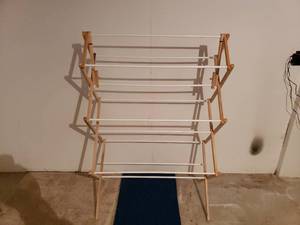 lot 72 image: Drying  Blanket Rack