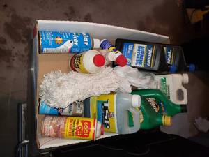 lot 84 image: Flat of Miscellaneous Fluids