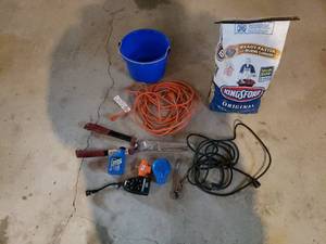 lot 94 image: Miscellaneous Garage Items