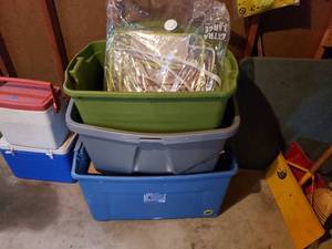 lot 95 image: Totes and XL Space Bag