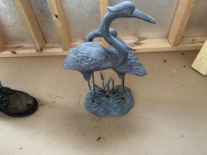 lot 104 image: 2 Birds Lawn Ornament