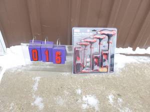 lot 16 image: New ball end hex key & torx wrenches. As shown.