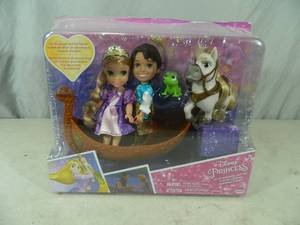 New Disney Princess Petite Rapunzel Gift Set