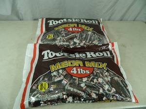 8 Lbs of Tootsie Rolls