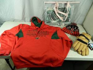 MN Wild Items, New Gloves, and New Bag