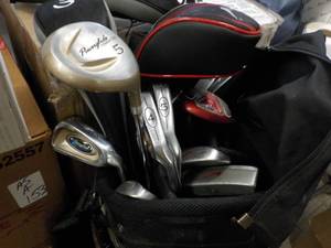 lot 67 image: Power Glide Gulf Clubs, Bag, Balls ...