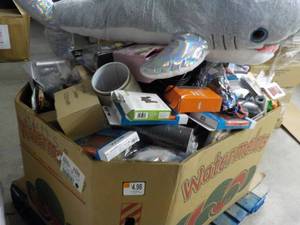 lot 174 image: Pallet Lot of Overstock and Returns...