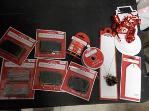 lot 196 image: Xmas Lot...