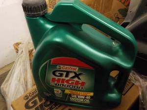 lot 241 image: 1 Gallon GTX High Milage SAE10W-40 ...