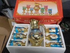 lot 281 image: 7 Piece Pitcher and Glass Set...