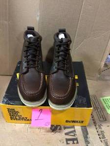 lot 1 image: Mens Canton 6 Work Boots - Steel Toe - Walnut Pitstop Size 10(M) by DEWALT in good condition 