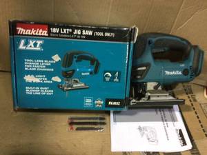 lot 48 image: 18-Volt LXT Lithium-Ion Cordless Jigsaw (Tool-Only) by Makita in good condition 