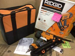 lot 50 image: 15-Gauge 2-12 in. Angled Finish Nailer by RIDGID in good condition 