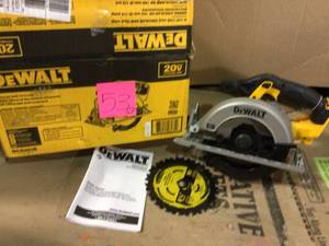 lot 53 image: 20-Volt MAX Lithium-Ion Cordless 6-12 in. Circular Saw (Tool-Only) by DEWALT in good condition 