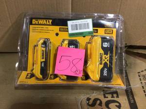 lot 58 image: DEWALT LI-ION BATTERIES 3 PACK 2AH 4AH 6AH 20V DCB346-3 in good condition 