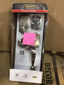 lot 65 image: Castle Satin Nickel Electronic Door Handleset with Hartford Knob by Defiant in good condition 