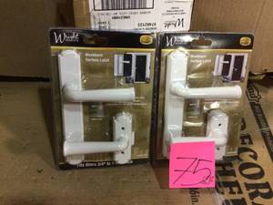 lot 75 image: Hampton Wright VWA214WH Wht Surface Mnt Latch in good condition 